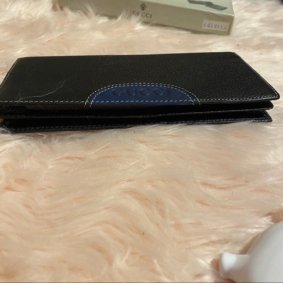 Authentic Vintage Gucci Leather Long Wallet - Picture 15 of 16